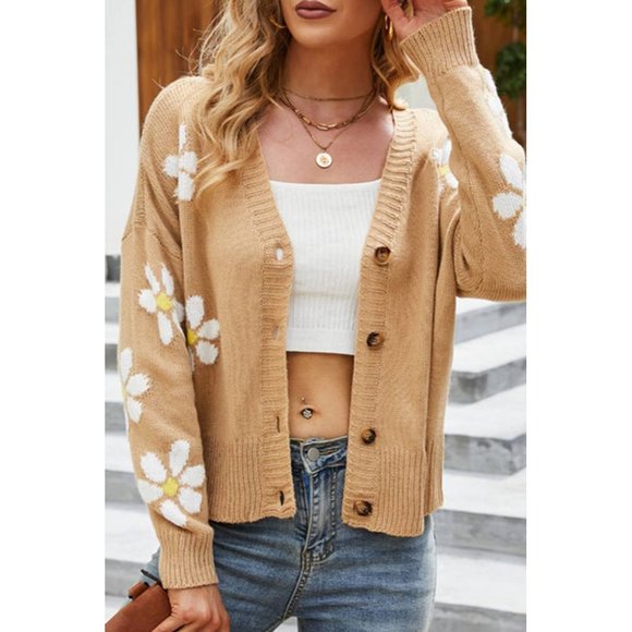 Unishe Sweaters - NWT-Loose Single-breasted Flower Knitting Cardigan